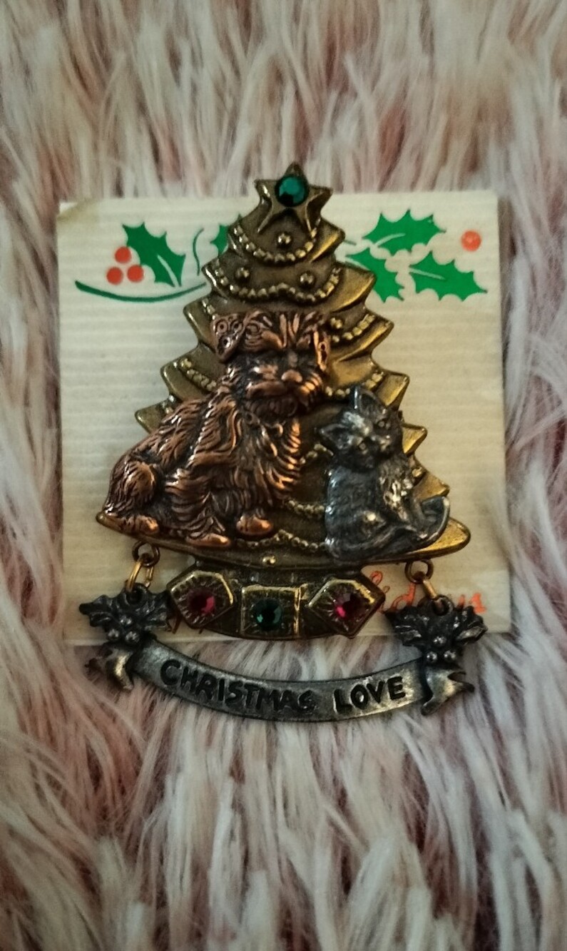 Vintage-Inspired Christmas Tree Brooch with Cat And A Dog and Jewels